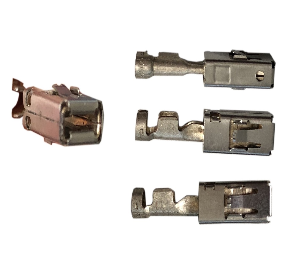 TERMINAL HEMBRA VOLVO CAJITA GRANDE